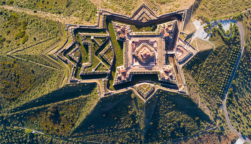 Luchtfoto van het stervormige fort in Elvas