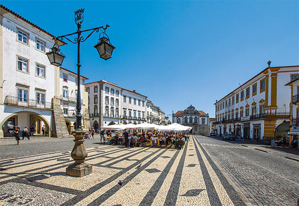 Praça do Giraldo in Évora
