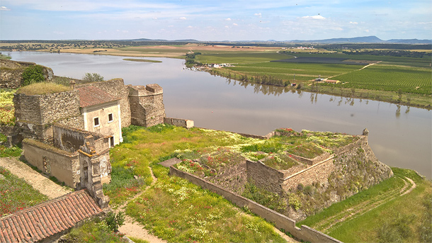 Kasteel en fort van Juromenha