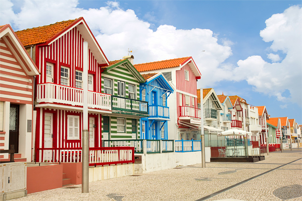 Gestreepte huisjes bij Praia da Costa Nova