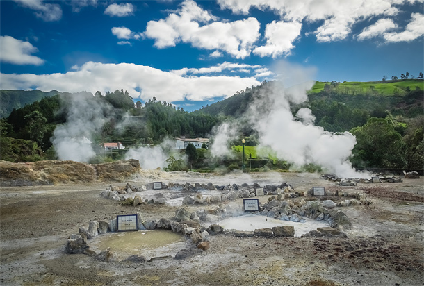 Warmwaterbonnen bij Furnas
