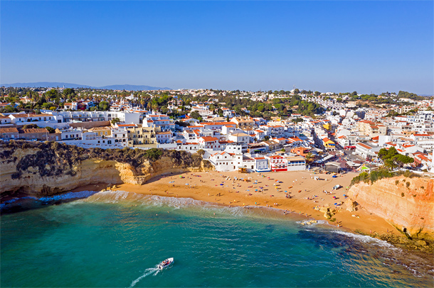 Luchtfoto Carvoeiro