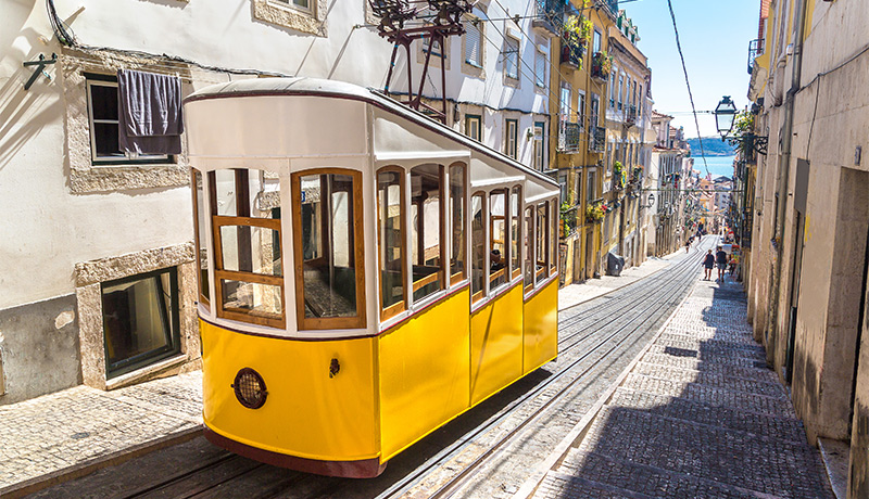 Tram in Lissabon, bezienswaardigheid voor je stedentrip