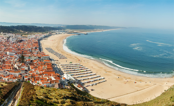 Het strand van Nazaré