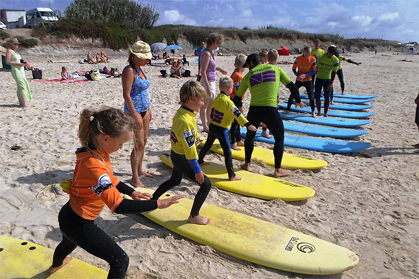 Surfles voor kinderen met Quinta Laranja