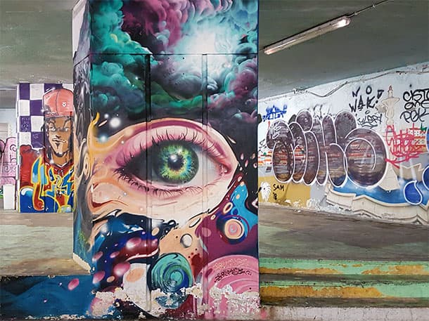 Street art in de straat Calçada da Mouraria