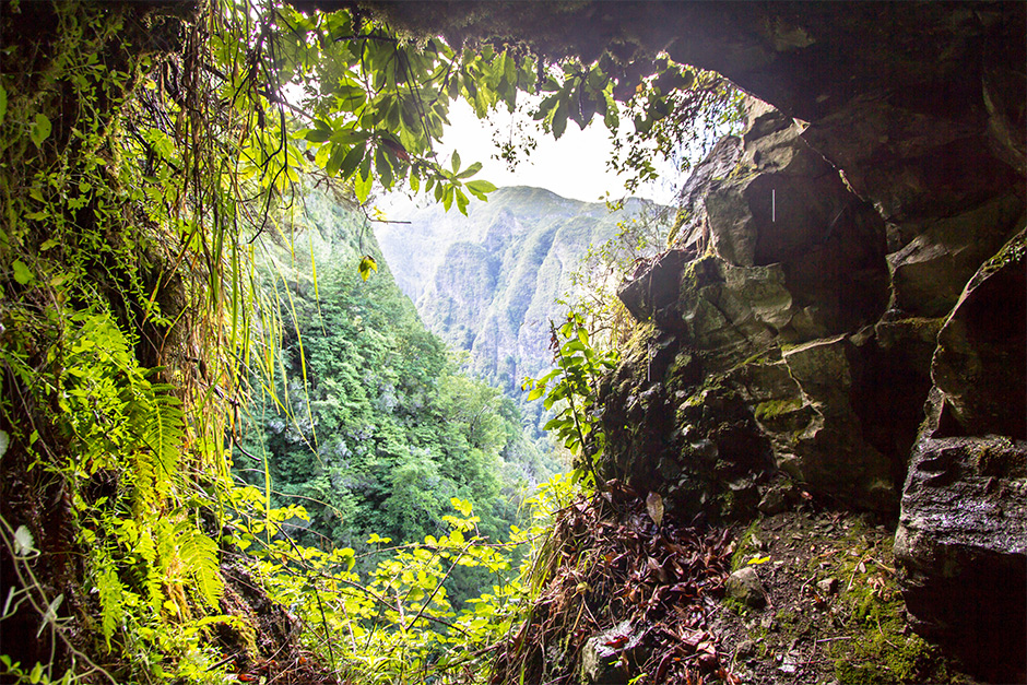 LUitzicht vanaf Levada do Caldeirão Verde