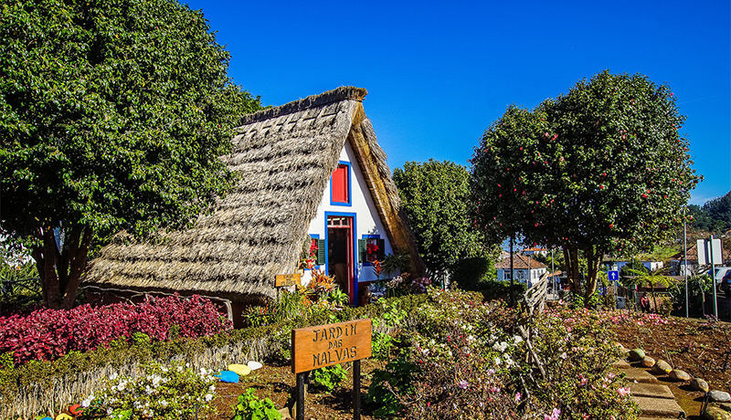 Traditioneel huisje in Santana, Madeira