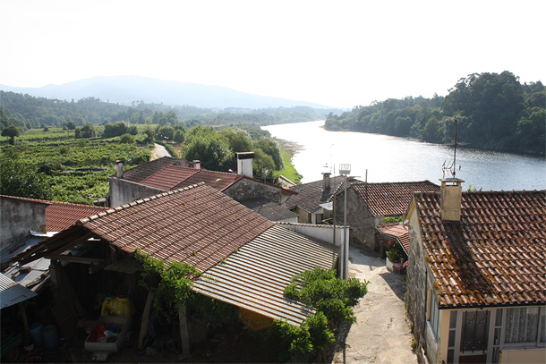 Ecopista do Rio Minho, uitzicht vanaf de kasteeltoren in Lapela