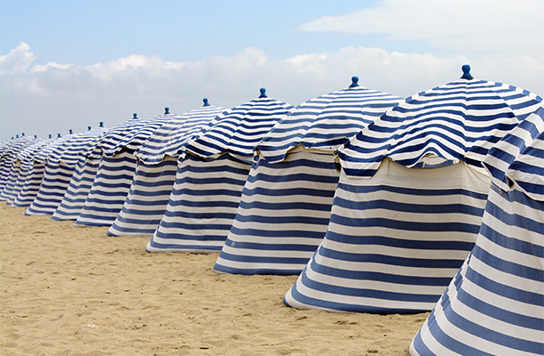 Strandtentjes op het strand van Figueira da Foz