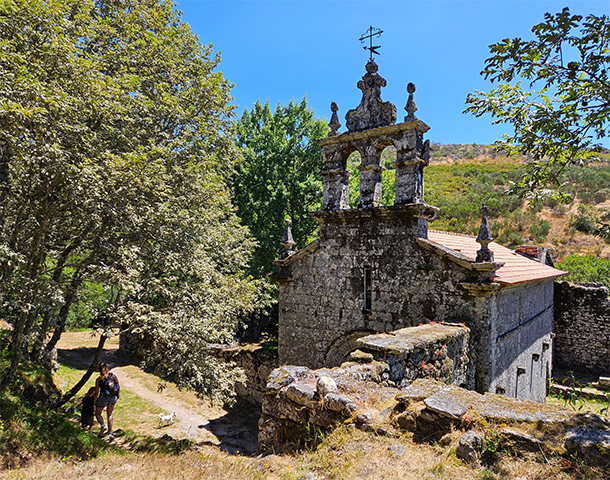 Mosteiro de Santa Maria das Júnias