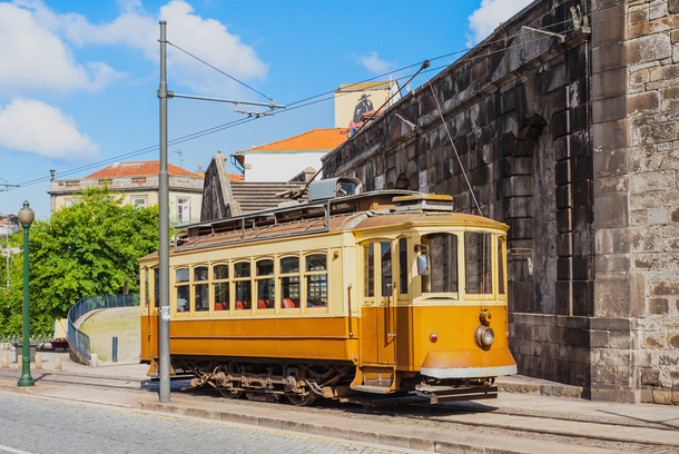 Tram in Porto, bijzonder vervoer