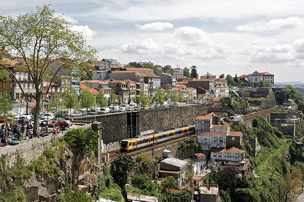 Alameda das Fontainhas in de wijk Bonfim, Porto