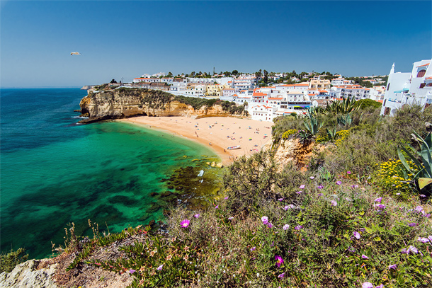 Het strand bij Carvoeiro