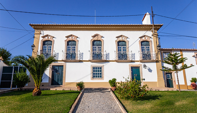 Manor house, Solares in Portugal