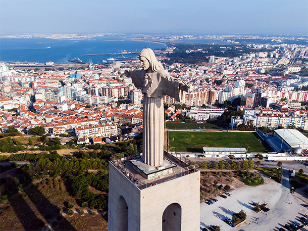 Cristo Rei, Almada